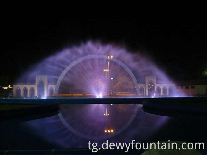 water screen fountain